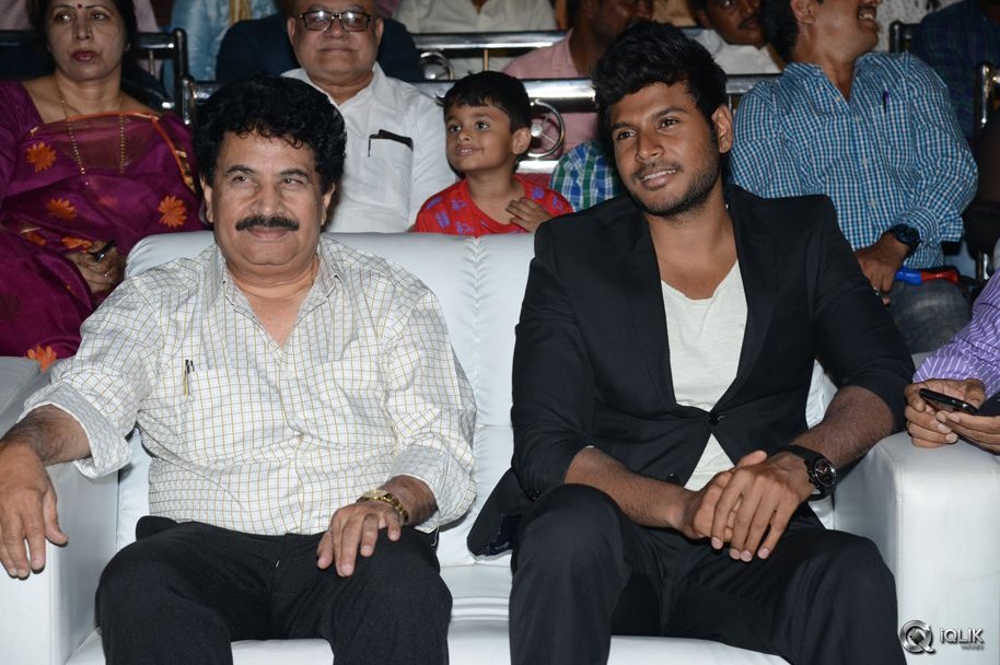 Garam-Movie-Audio-Launch